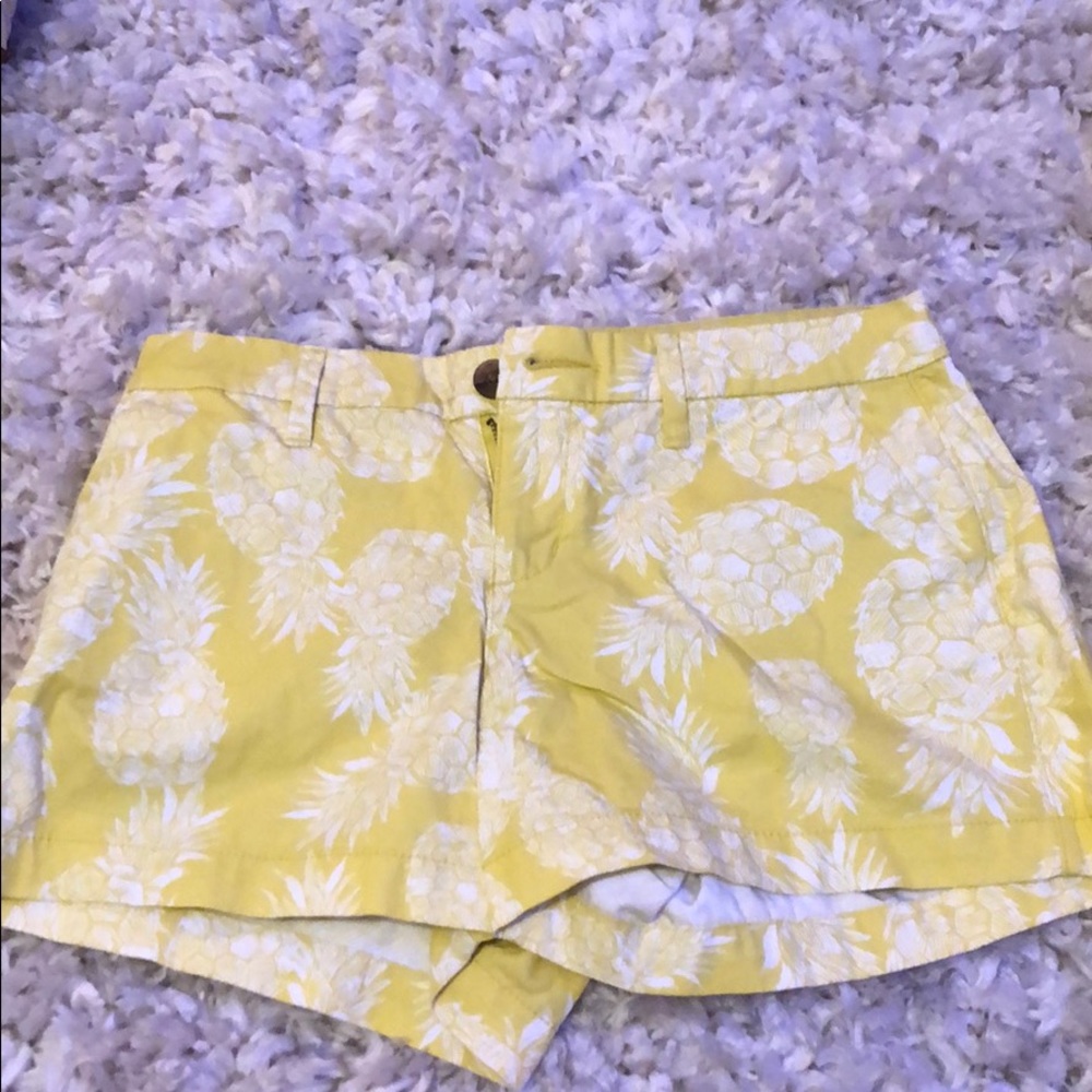 Fabulous yellow pineapple shorts.